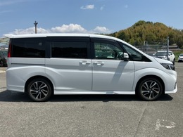 この度は数多くの中古車販売店の中より、弊社の物件の閲覧をしていただき有難うございます。ご不明な点が御座いましたらお気軽に、新垣・中岡までお問合せ下さい。心よりお待ち致して居ります。