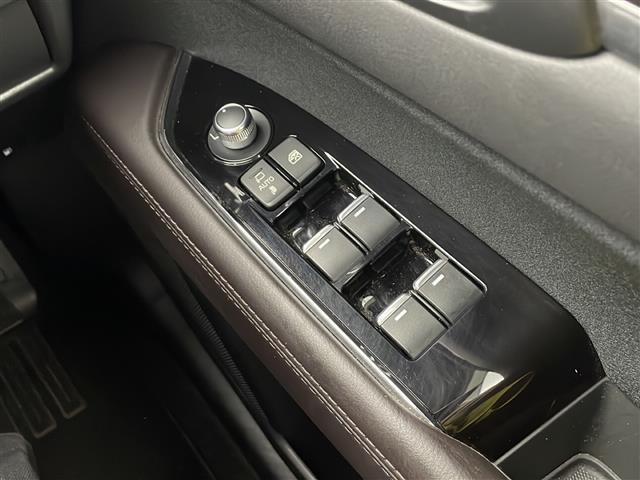 【窓操作部】『窓周辺/窓周辺装備』の画像になります。写真の内容に関してご不明点、ご質問等がございましたらお気軽にガリバー店舗までお問い合わせください。