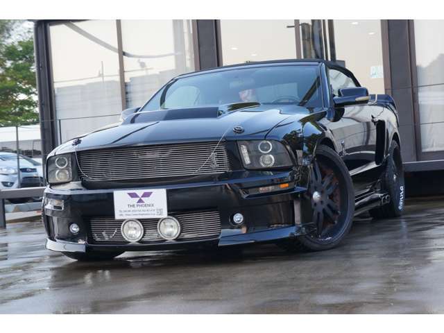 フォード マスタングコンバーチブル V6 プレミアム 2012年 不明
