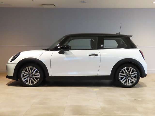 MINIオーナーのために設計されたオリジナルのMINI自動車保険がございます。車のことは全ておまかせください。