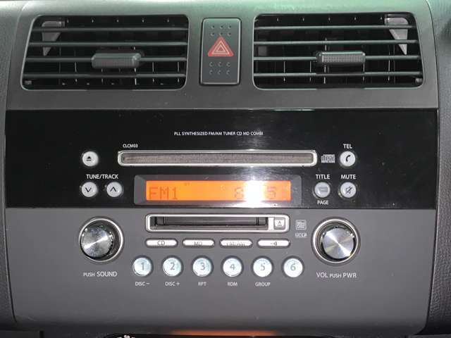 当店は車の品質に自信を持っています。なので、様々な角度から複数の写真を掲載しております。
