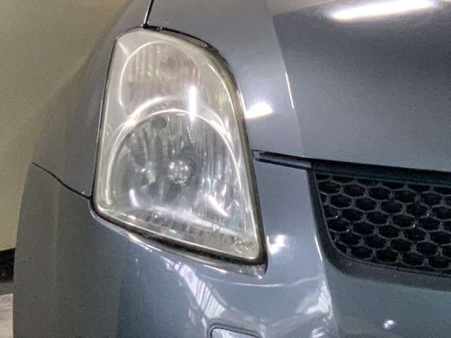 ヘッドライト磨き実施！！ぜひ現車確認いただきこの輝きをご体感ください♪