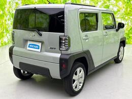 全国に店舗を展開しているのでどこでもお取り寄せが可能です！この車が気になるけど遠方だから・・・と諦める必要はありません！※別途陸送費が必要です。