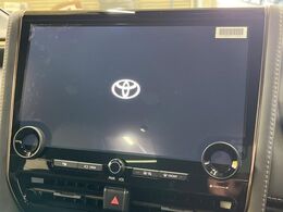 【14インチディスプレイオーディオ】画面内にオーディオ操作はもちろん、空調の調整機能なども盛り込んだ多機能なディスプレイオーディオです！スマートフォン連携はもちろん、車載ナビもお使いいただけます♪