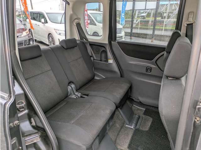 カーナビ、オーディオ取付や、アフターパーツ取付、ボディーコーティングやウィンドウフィルムなどは自社で施工可能です。