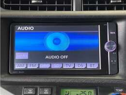 Bluetooth対応、CD/DVD再生機能付き。お好きな音楽を聴きながらのドライブは楽しいですよね～♪