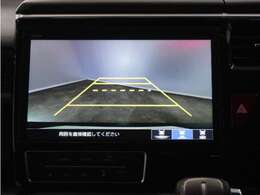 ◆バックカメラ◆リバースにするだけで映ります、後方の安全確認や、狭い駐車場での車庫入れ、雨の日や夜間など視界の悪い時に便利です！安全にバックする為には欠かせない装備です。