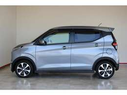 最長10年10万km特別保証延長対象車！初年度登録から最長10年または10万km走行のいずれか早いほうまで、無料で特別保証部品の修理を致しますので、乗ってから安心！明細はスタッフまでお問い合わせ下さい。