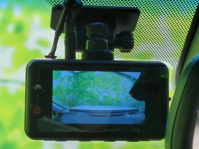 ナビ、ドラレコ、ETC、フリップダウンモニター、デジタルインナーミラーetc…後付け可能です！オプションも豊富に取り揃えておりますのでご安心ください！