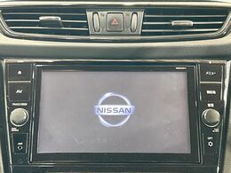 【純正ナビ】人気の純正ナビを装備。オーディオ機能も充実しており、Bluetooth接続すればお持ちのスマホやMP3プレイヤーの音楽を再生可能！毎日の運転がさらに楽しくなります！！