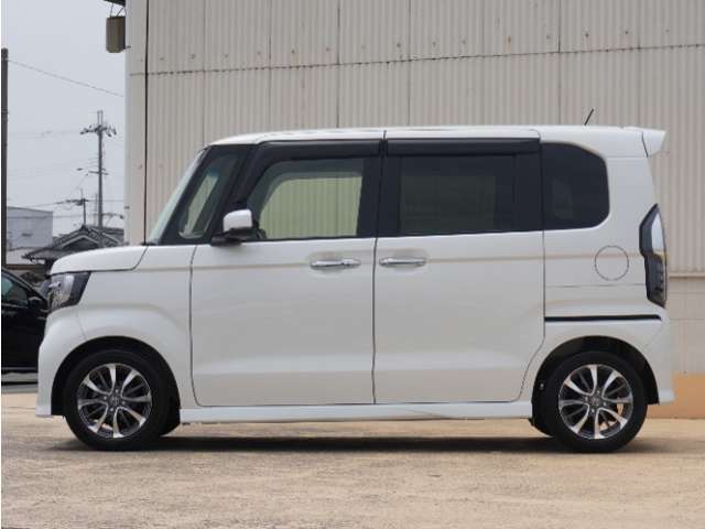 ◆法定整備実施◆Honda認定中古車の整備基準にもとづく整備を実施いたします。法定点検の整備に加え、Honda独自のプラスアルファー点検整備を実施。基準を満たしていない消耗部品を交換いたします。