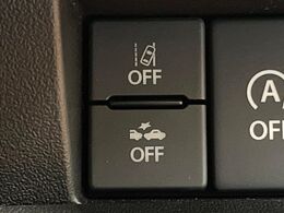 【スズキ　セーフティサポート】走行中に前方の車両等を認識し、衝突しそうな時は警報とブレーキで衝突回避と被害軽減をアシスト。より安全にドライブをお楽しみいただけます。