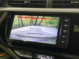 【バックカメラ】駐車時に後方がリアルタイム映像で確認できます。大型商業施設や立体駐車場での駐車時や、夜間のバック時に大活躍！運転スキルに関わらず、今や必須となった装備のひとつです！