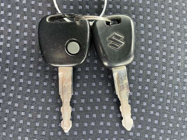 キーレスエントリー付きです。