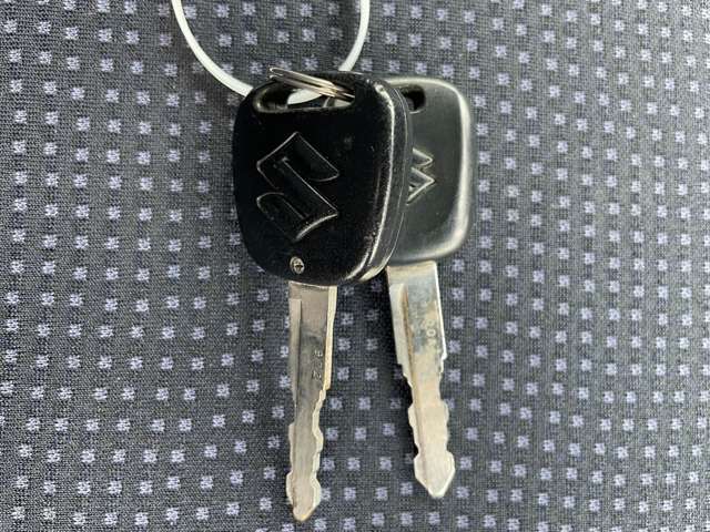 キーレスエントリー付きです。