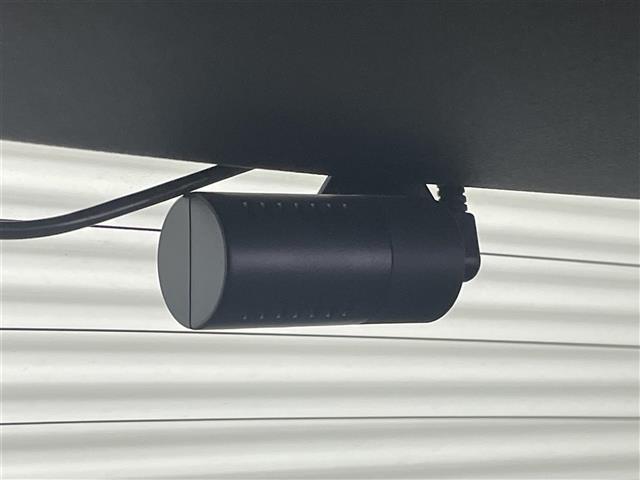 ◆【ドライブレコーダー】映像・音声などの運転中の記録を残します。事故などを起こした起こされた時の証拠になりえますので、もしも時でも安心ですね。