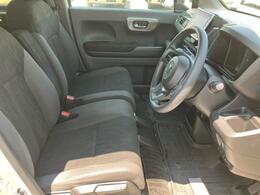 「この車の写真をもっと見たい」「状態が気になる」「この装備はついている？」どんな小さな疑問でもお気軽にお問い合わせください！