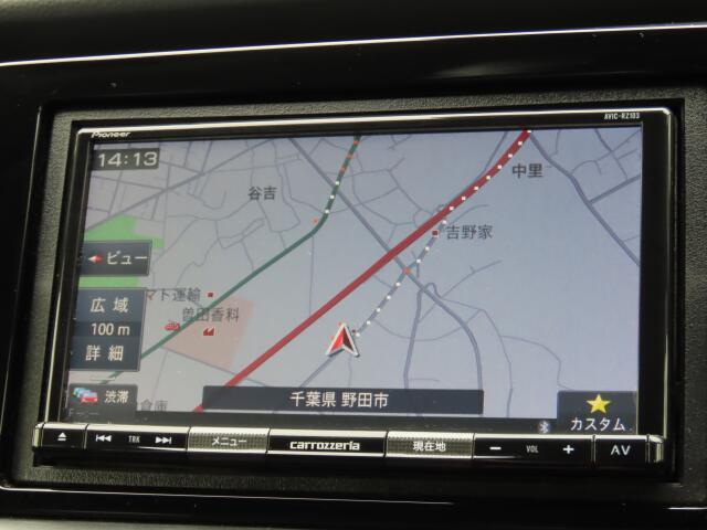 メモリーナビ装備で、知らない場所もあっという間に検索♪ちょっとしたお出かけや旅行もこれでバッチリですね。