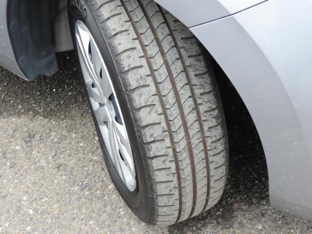 タイヤもしっかり残っています