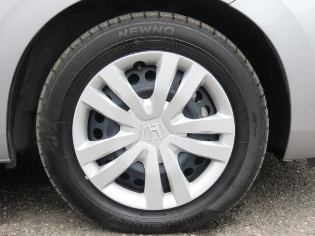 純正のホイールカバーを履いてます！