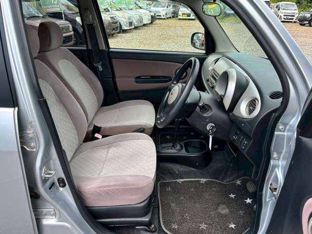 人気のワゴンR/ムーヴ/デイズから、便利なスライドドア付きN-BOX/タント/ルークスなどの軽自動車や3列シートミニバンのセレナ/ステップワゴン/ノア/ヴォクシーを多数取り揃えております。