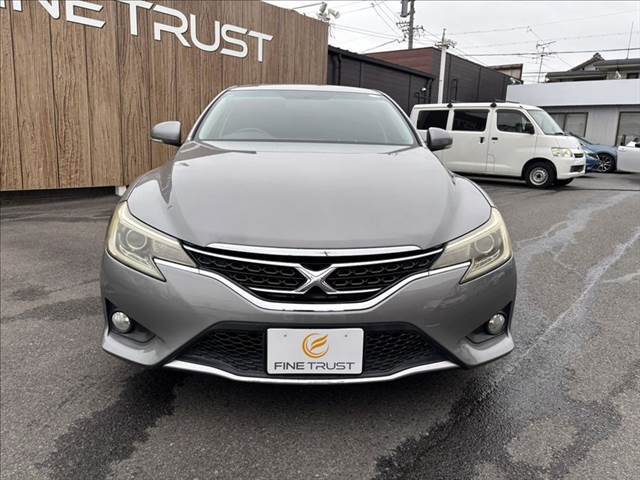 当社自慢のお車です。装備・機関系チェック済み♪横にこの車のセールスポイントを、写真と説明でアピールしてあります♪まずはご覧になってください。