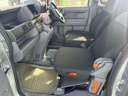 ★遠方の方は、お電話やLINEでのご相談も可能です！またインターネットを使用したライブ商談も可能です！是非お気軽にご相談下さい！