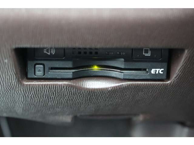 ETC車載器付き☆高速も止まらず楽々通過出来ます♪