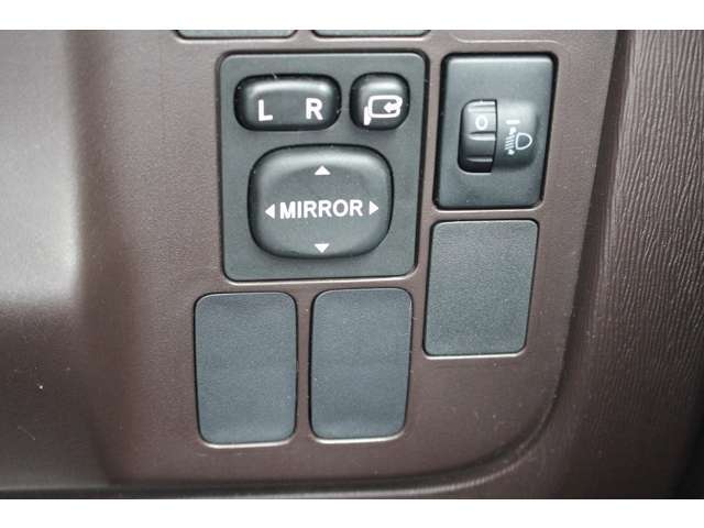 この度は当店のお車をご覧になっていただき、誠にありがとうございます。じっくり現車確認して頂けるよう、ご準備を致します！