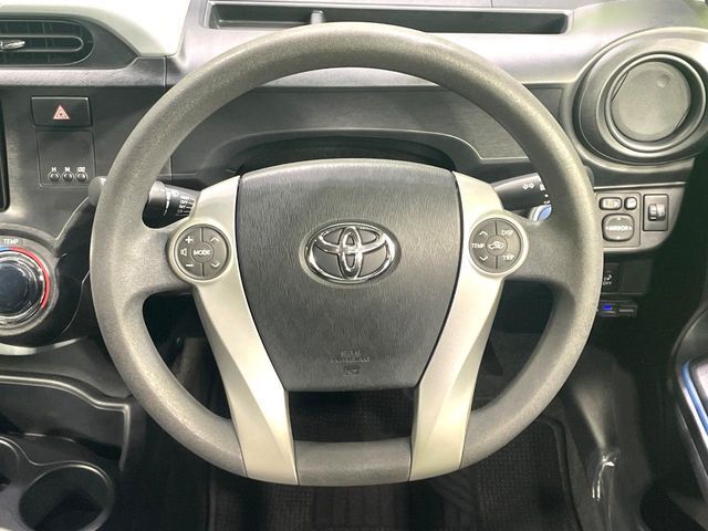 【ステアリングスイッチ】運転中、前方から目線をそらすことなく、オーディオ等の操作が可能な便利機能！安心＆快適なドライブを演出してくれます♪