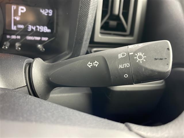 気になる車はすぐにお問い合わせください！画面右側の0066から始まる無料ダイヤルからお問い合わせ下さい！専門スタッフがお車のご質問にお答えいたします！