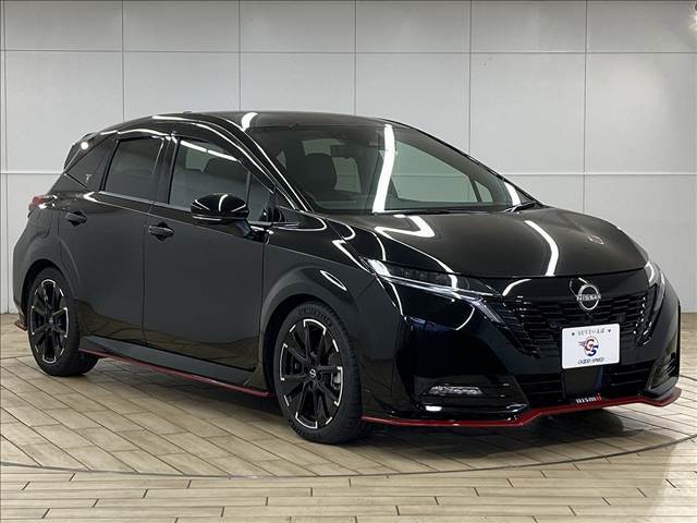 お車ご成約時の付帯率は驚きの90％OVER。GOOD　SPEED自慢のスーパーガラスコーティング。見違えるほどの輝きを放ち、納車後のメンテナンスも楽々。是非一度お試し下さい。