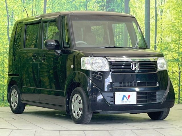 大好評のボディコーティング「弾スプラッシュコート」もご納車までに施工可能。通常のガラスコートと異なる、耐久年数6年の無機質ガラスコーティングが、ボディをキレイな状態に保ってくれます。