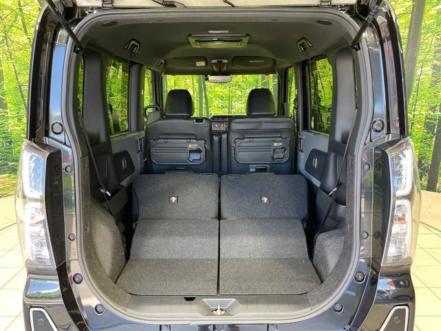 普段のお買い物や通勤、送迎等に十分な荷室スペースを確保しております。セカンドシートを倒すと、大きな荷物の積載も可能です♪