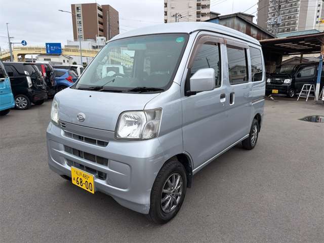 ヘッドライトもまだまだキレイです。