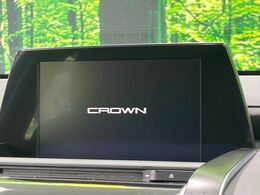 【メーカー純正ナビ】インテリアに溶け込むスタイリッシュな「専用設計」メーカーナビを装備♪視認性や操作性など基本性能にも優れ、より上質なカーライフをお楽しみいただけます。