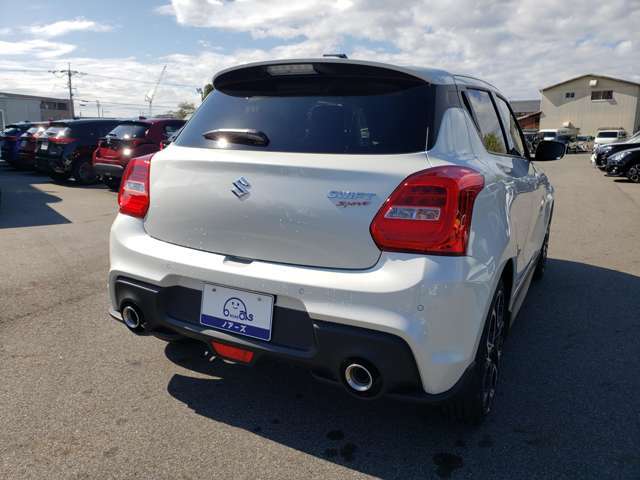 東京海上日動、三井住友海上の保険代理店！ロードサービスあり！万が一の場合も当店にお任せください！