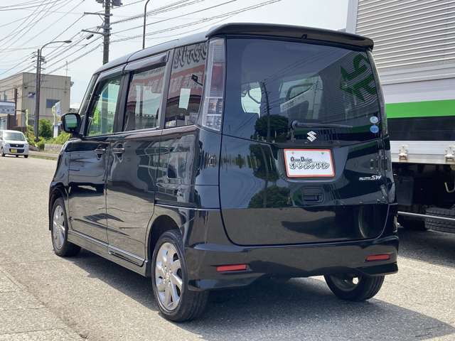 納車前の整備もしっかりさせていただきます。もちろんアフターサービスもお任せ下さい！