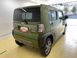 当店では車両本体価格以外に、諸費用を含めた支払総額も表示しておりますので、お客様の予算にピッタリのおクルマお選びができます。コーティングやJAFをセットにしたオトクな購入パックも好評です。