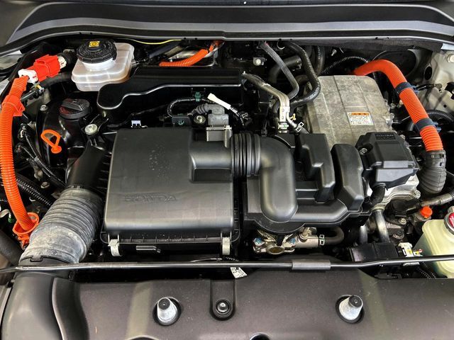親切・丁寧な専門メカニックスタッフが応対！・車検・点検整備・事故等の修理などアフターサービスも安心。お車のカスタマイズもネクステージのサービススタッフまでご相談ください！