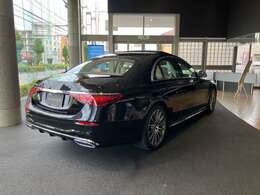 店頭へのご来店が難しいお客様のためにスタッフが電話やメールで車両詳細をご説明させていただきます。もちろん日本全国納車OKです。詳細はスタッフまでお問い合わせください。