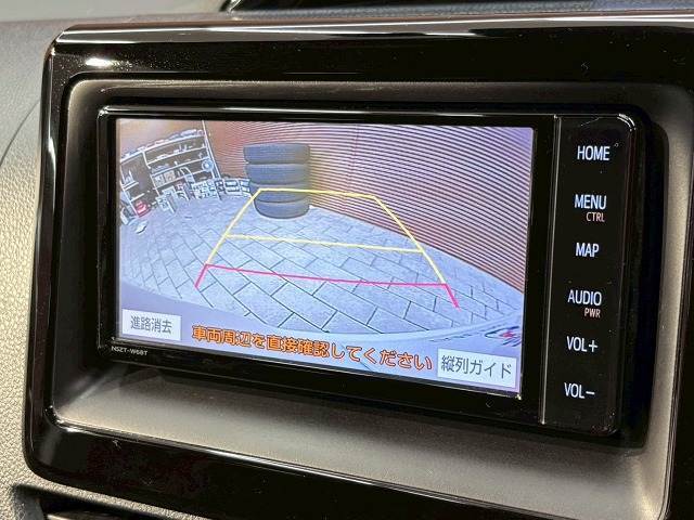 「フルカラーバックモニター」を装備で駐車が苦手な方でも安心です。