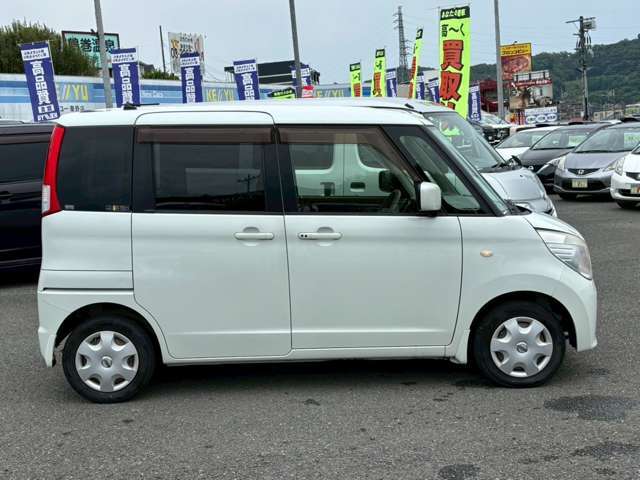 専門業者によるルームクリーニング実施☆室内の細かい所からエンジンルームまでキレイになった状態でお渡し致します♪