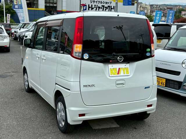 当社の展示車は全車両に”社団法人自動車公正取引協議会”の車両状態説明書を掲示しております。修復歴の有無は勿論、ドア等の外板の交換歴の有無までも表示☆口頭説明では無く書面にてお渡ししております♪