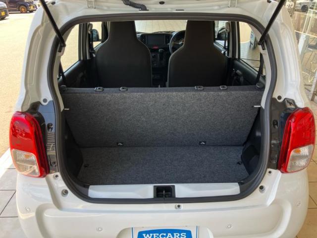 WECARSでは登録（届出）済未使用車や走行距離1万km未満の在庫車も多数ご用意しております！状態は良いものが良いけど、新車は高いな・・・そんなお客様にオススメです！