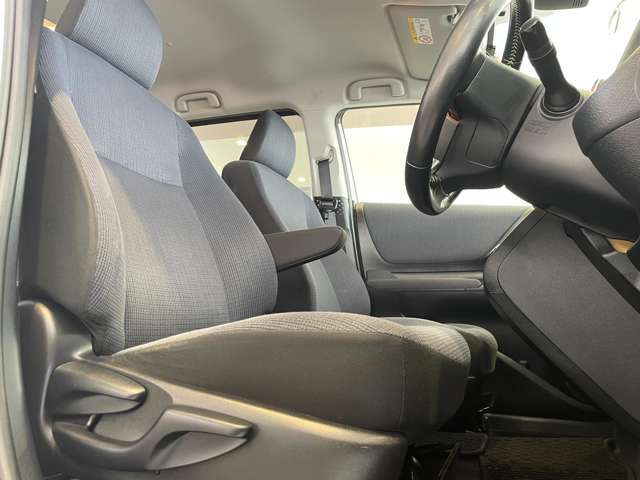 ご覧いただきありがとうございます。車両詳細等お気軽に店舗スタッフまでお問い合わせください。通話無料の専用フリーダイヤルもご用意しております【 0078-6003-890074 】ぜひご利用ください。
