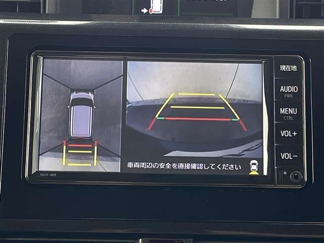 狭い駐車場や立体駐車場などもリアルに映るバックガイドモニター付でラクラク駐車♪(パノラミックビューモニター付)