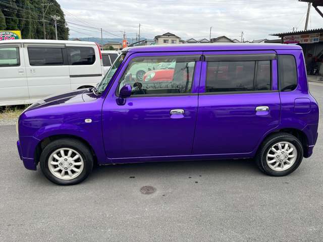 日田インター降りて5分お気軽にご来店ください。光岡小学校横(てるおか)。場内広々でゆっくり駐車できます。