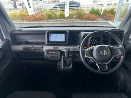 ホンダカーズ名東ではお客様に安心してお車に乗って頂けるよう、ご納車前に車検整備付車両は車検整備一式を実施させていただきます。ホンダ車のプロである当店の整備士が行いますのでご安心してお乗りください！
