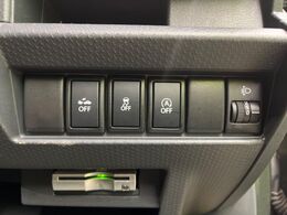 【スズキ　セーフティサポート】走行中に前方の車両等を認識し、衝突しそうな時は警報とブレーキで衝突回避と被害軽減をアシスト。より安全にドライブをお楽しみいただけます。